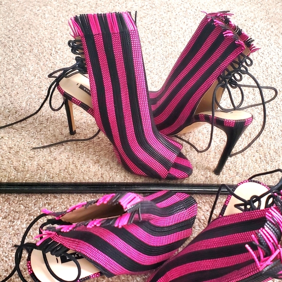 Zara sandals - Picture 2 of 3